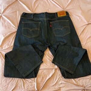 Men’s Levi Jeans